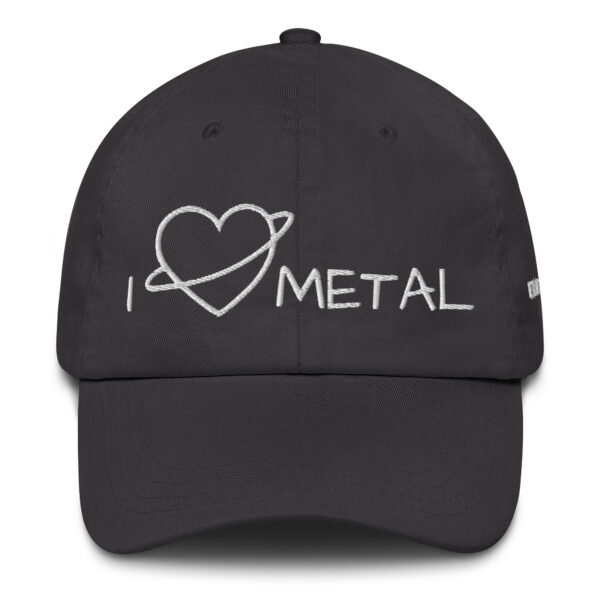 Dein neuer Style-Begleiter: Die Dad Cap in dunkelgrau ist das perfekte Accessoire für jeden Anlass.
