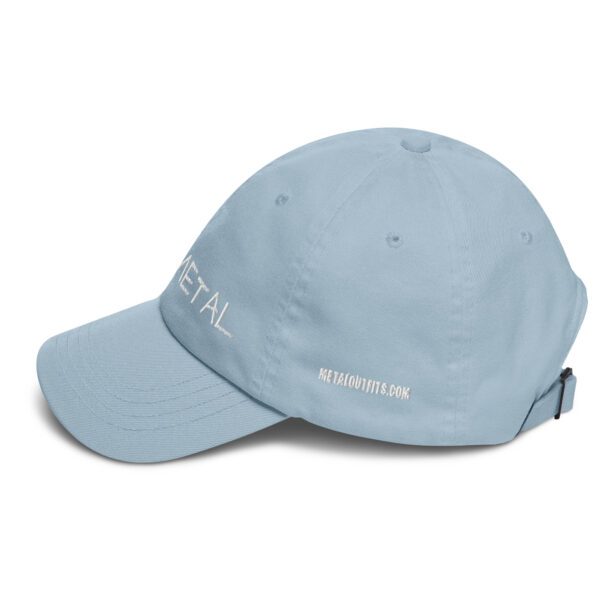 Dein neuer Style-Begleiter: Die Dad Cap in hellblau ist das perfekte Accessoire für jeden Anlass.